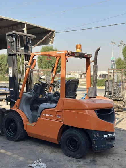 رافعه شوكيهMITSUBISHIا. 3.5طن
موديل2015

3.5طن  مكينة  ميسيبوشي s4s 
 3حركات 
كير أوتوماتيك
كير ومحرك كفاله

العنوان 
بابل الشوملي مقابل الحي الصناعي 

للاستفسار 
              ***********/***********
السعر 106$
