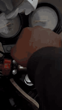 دراجه للبيع نوع دايون 2021 محرك 200cc أوراق اصولي ماشي بمعامله الترقيم نضيفه ومكفوله نروح لاي مصلح ببالك نفحصها مكاني ديوانيه حي العسكري *********** واتساب
