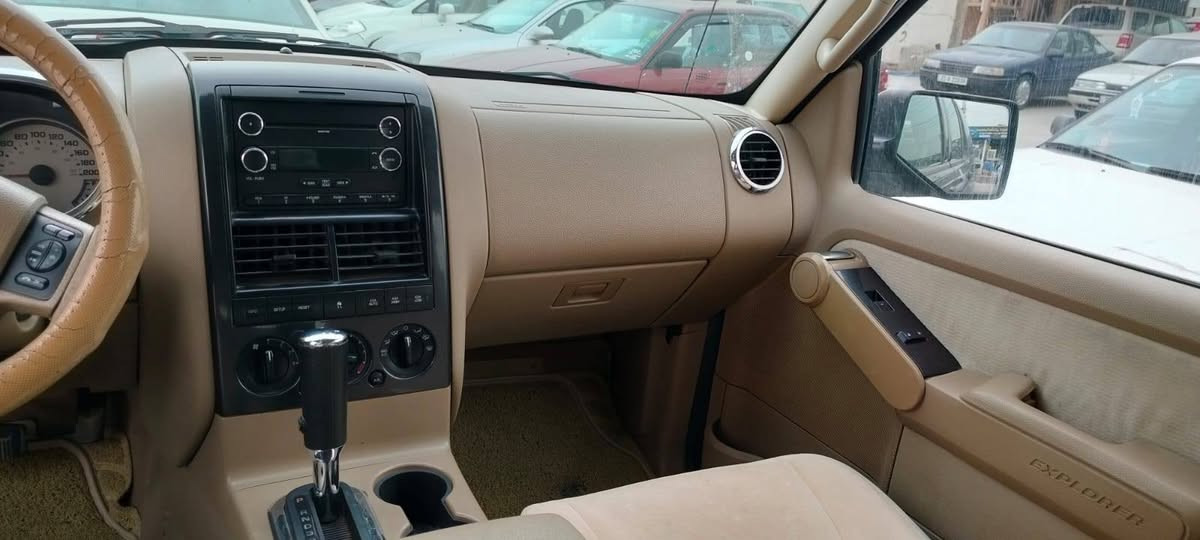 فورد اكسبلورر 2010 خليجي رقم سليمانية كفالة عامة
السعر 123 

المكان بغداد

***********
