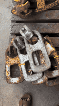 للبيع فخات ومواد متنوعه وارد ت 07803364418