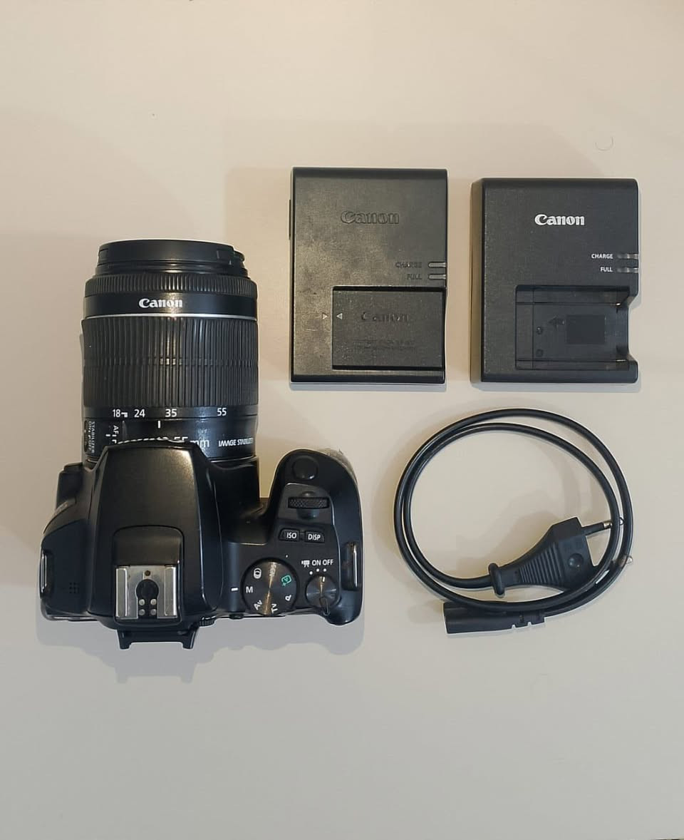 كاميرا Canon 250D
نظيفة استخدام قليل شترها   9k دقة تصوير 4K

شاشة قلابة ،لمس نقل الصور Wifi, Blototh مناسبة للمبتدئين والمتقدمين

الملحقات:

عدستها الأصلية 55-18 بطارية   2 شاحنه  2 رام   16G

حزام كتف جنطة

السعر 675  ألف وبيها مجال بسيط للشراي 

مكاني كربلاء / *********** واتساب 

@إشارة
