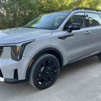 للبيع سورنتو 24 امريكي صور الحادث موجوده شاصي بي تصليح والغد بدون كص ا...