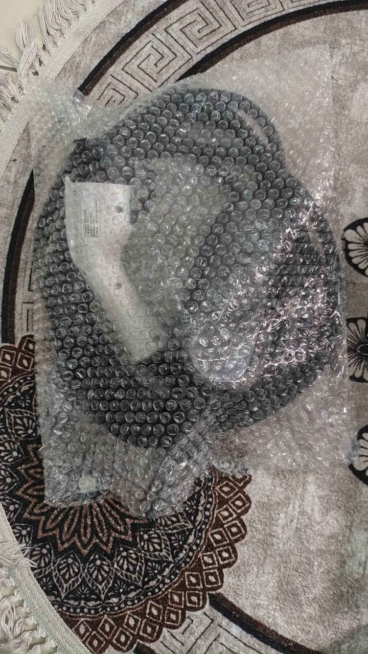 شاحنة بي واي دي اصلية 16 امبير شحن سريع ام اليرث شاشة للبيع عنوان بغداد بسماية *********** السعر 150 وبيها مجال
