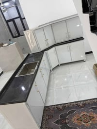 للبيع كاونتر جديد السنك مرمر 2 متر الارضي مرمر والمعلق متر ونص السعر 8...