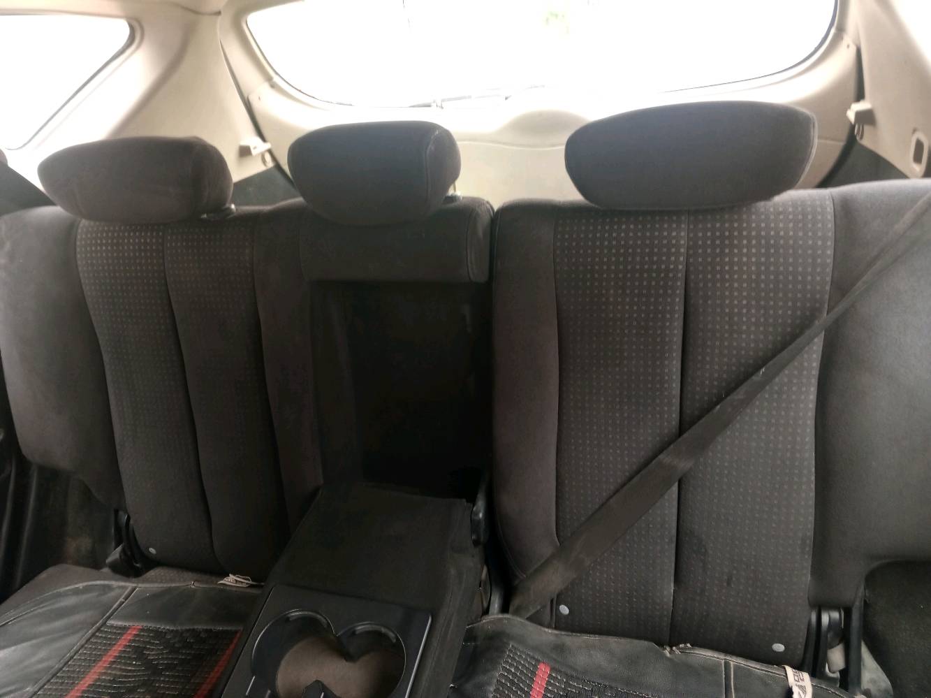 نيسان مورانو 2007 كير ومحرك مبدلات جديد مالته 
السيارة ناقصها إدامة بس 
باتري داينمو سلف مبدلات جدد
حدادية كاملة 
عنواني بغداد بغداد الجديدة حي المعلمين 