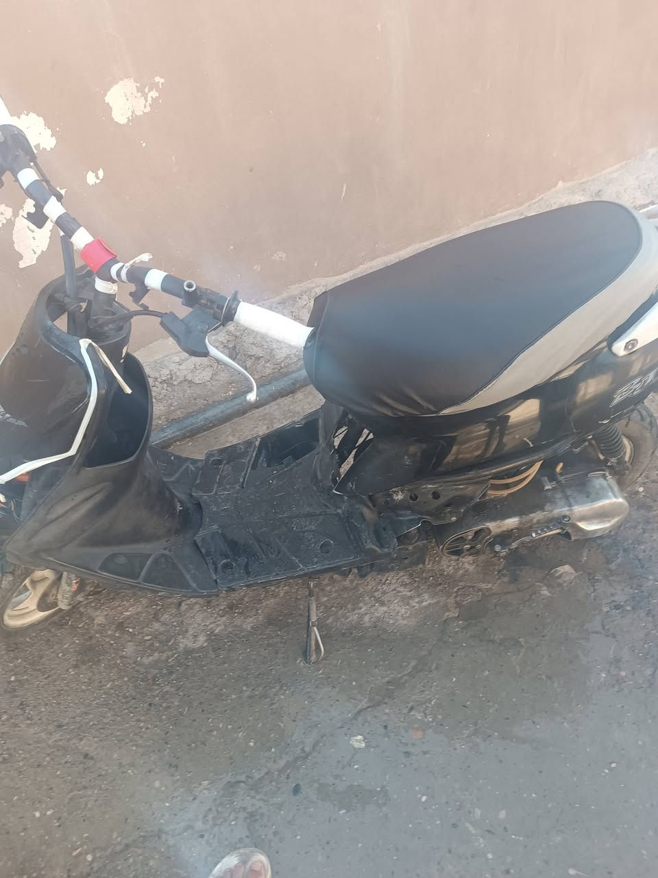 سلام عليكم ماطور نحله بيجي مكينه فول حربي السعر250وبيها مجال للطيبين


**إذا كنت صاحب هذا الإعلان وتريد حذفه لأي سبب، رجاءا أرسل رسالة إلى الدعم الفني**