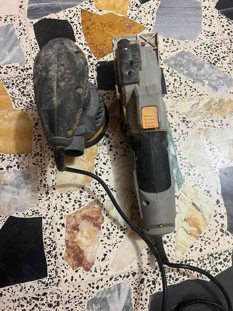 سلام عليكم ورحمة منشار يدوي ‏وجلاية البيع نضيفات ما مشتغل بيهن عوزهم ترتيب ابو لمصلحة يفيدنة اي ستفسار نتصال بية ما متوجد علة الفيس ***********
