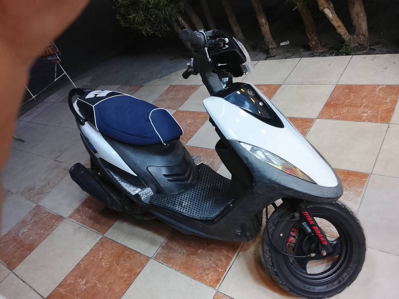 سلام عليكم دراجه ماكس عدله للبيع دراجه مكفوله سعرها ٤٠٠ لاتصال *********** ما متواجد على الفيس
