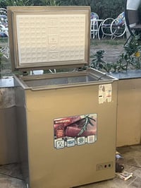 خم قنفات للبيع  الي يريدهن هسه يجي ياخذهن  جدد ونظيفات  واكو اغراض مطب...