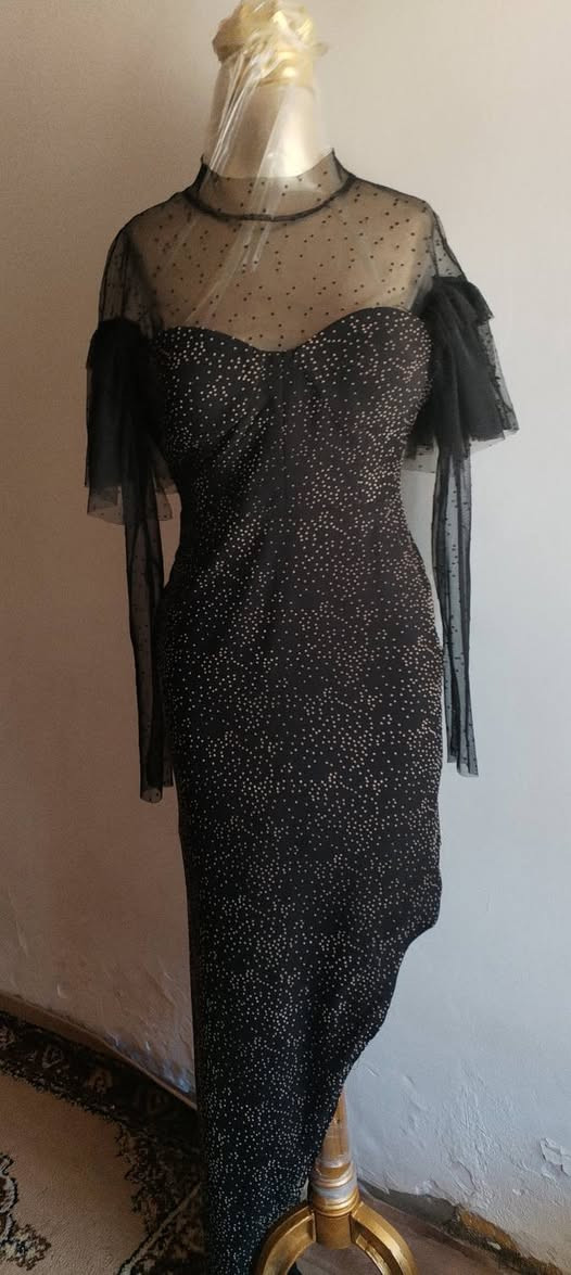 السلام عليكم عندي هاي الفساتين مستعملات قليل كلش خامه تجنن وباللبس بعد احلى قياسات 48و46


**إذا كنت صاحب هذا الإعلان وتريد حذفه لأي سبب، رجاءا أرسل رسالة إلى الدعم الفني**