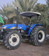 مكينة للبيع نيهولند حجم 80 موديل 23 الاستفسار 07754307798