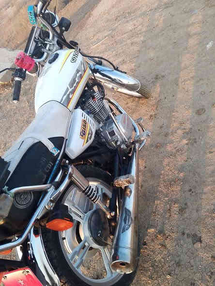 دراجه سفانه موديل 2021 اوراق بغداد اصوليه السعر 700 وبيها مجال قليل وهاذا رقمي ***********
