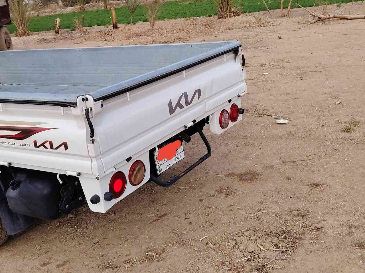 سلام عليكم 
كيا بنكو موديل 2023 
باسمي مكفوله كفاله عامه عدا طخه بسيطه 
في باب البدي..  موضحه بالصوره 
ماشيه 47 الف السعر 153 وبيها مجال حك الجيه 
نضافه السياره شوفت عينك 
تواصل 
***********
***********
