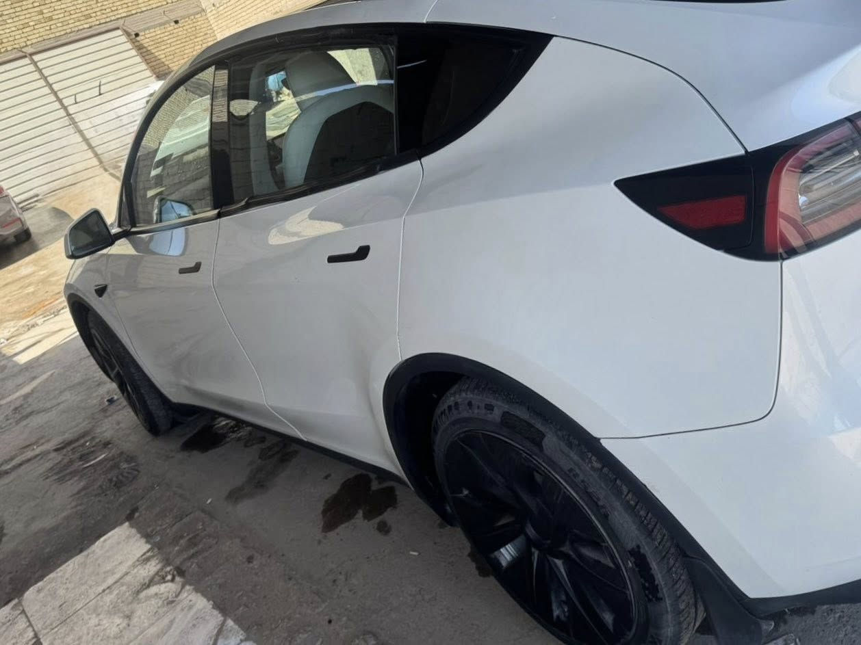 تسلا y لونك رينج فور ويل درايف دبل ماطور 
رقم بغداد الشحنة الواحدة ٥١٠ كيلو متر
مديل ٢٠٢٤


**إذا كنت صاحب هذا الإعلان وتريد حذفه لأي سبب، رجاءا أرسل رسالة إلى الدعم الفني**