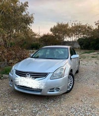 بيع مستعجل سياره نظيفه نيسان التيمه موديل 2010  محرك 4سلندر  گير اوتوم...
