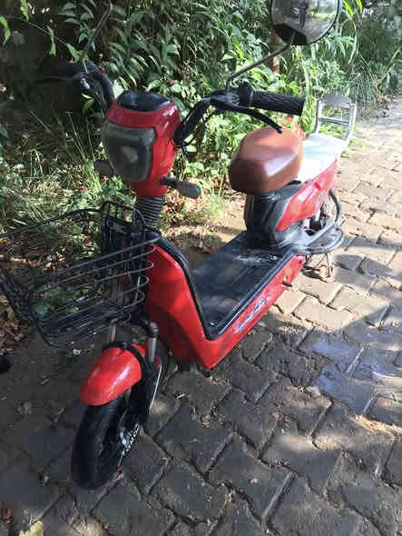 للبيع السعر ١٢٥ والشراي يدلل بطاريت جيده العنوان طريق طويريج قرب سيطرة الابراهيميه ***********
