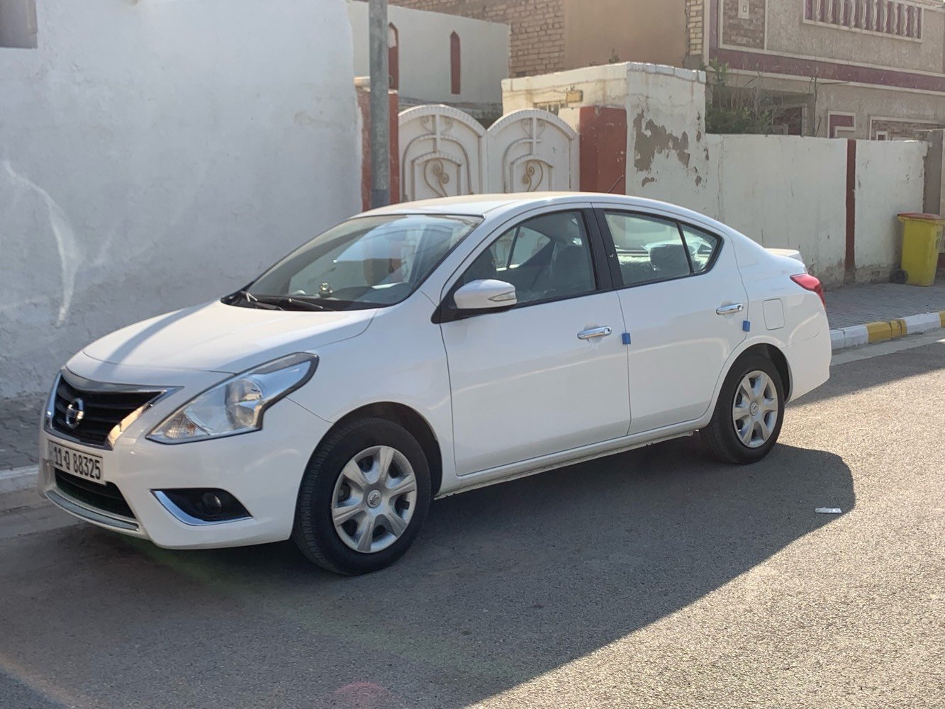 نيسان سني قطعتين تبريد اشاير بالمري شاشه كامره رقم بغداد باسمي موديل ٢٠٢٥ ماشيه ٢٨ اخت زيرو كفاله عامه بيع او مراوس