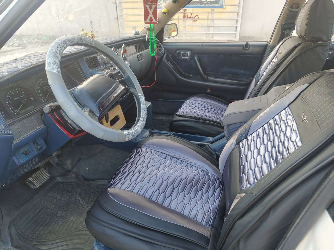 السلام عليكم سيدان للبيع مكفوله من ضربه مكينه وكير وحداديه خير من الله تبريد ثلج مكينه مال بطه2500 كهربائية كله شغال صبغ اللجماليه سياره جاهزه من كلشي رقم بغداد نكليزي سنويه 2030 السعر 62 وبيه مجال بسيط تصال عل رقم ‏‪***********‬‏ مكاني بابل سياره مال جناي
