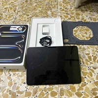ايباد 11 برو m4 ذاكره 256  البطاريه 94 عدد الدورات 178  النظافه 100/10...