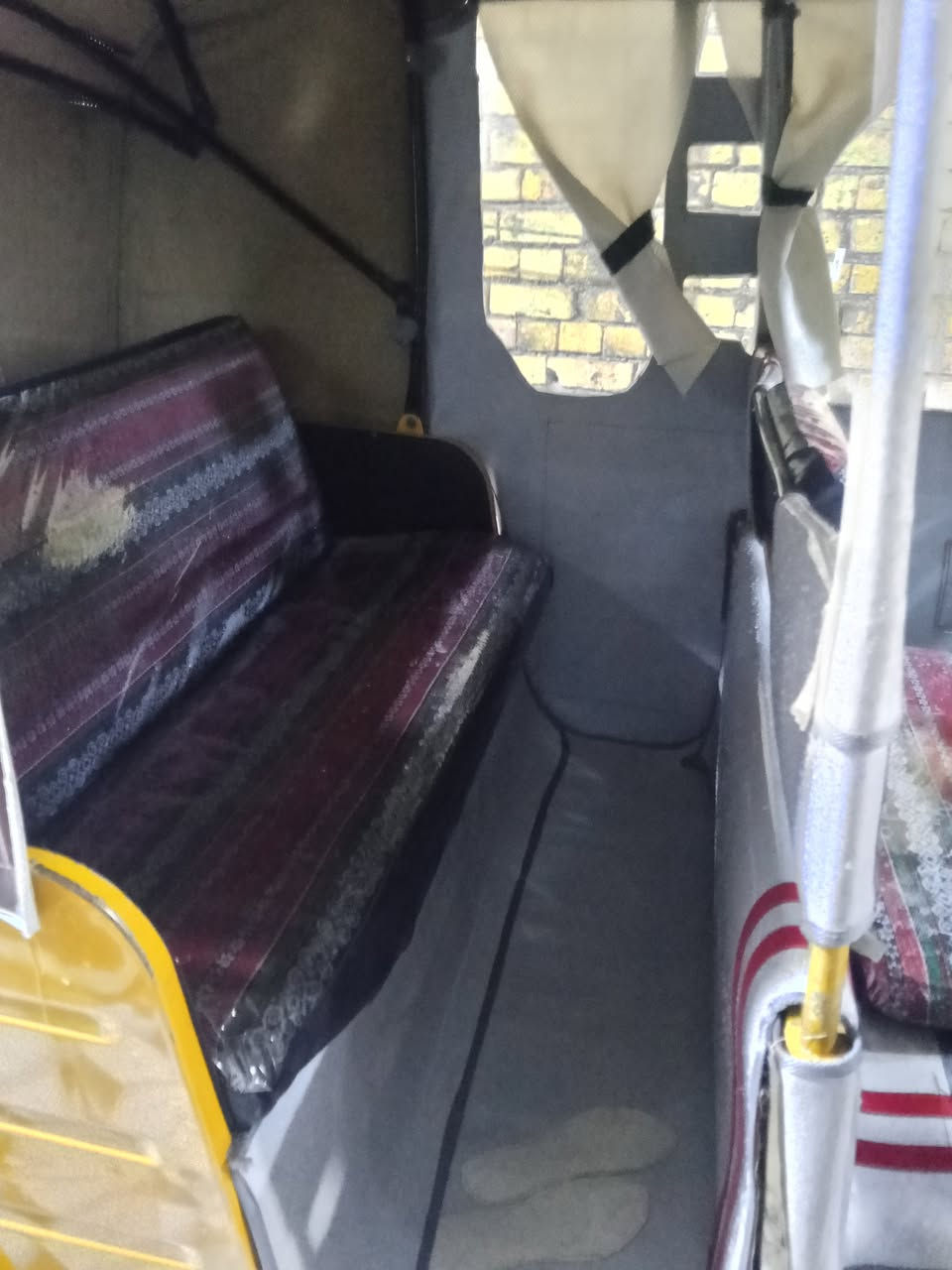 سلام عليكم تكتك للبيع موديل 20 رقم وسنويه واسط بسمي تحويل ثاني يوم تكتك خير من الله مناقصها أي شي مكاني كوت شارع نفط اتصال ***********
