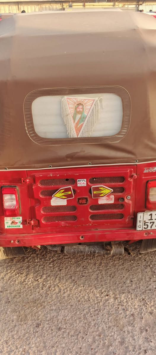 سلام عليكم تكتك 18 شهر 11 تكتك جاهز من كلشي كبل الشارع رقم وسنويه تحويل 2 يوم السعر 4900 وبيه مجال حك جيه المكان حي طارق الوصط وهاذه رقمي ***********
