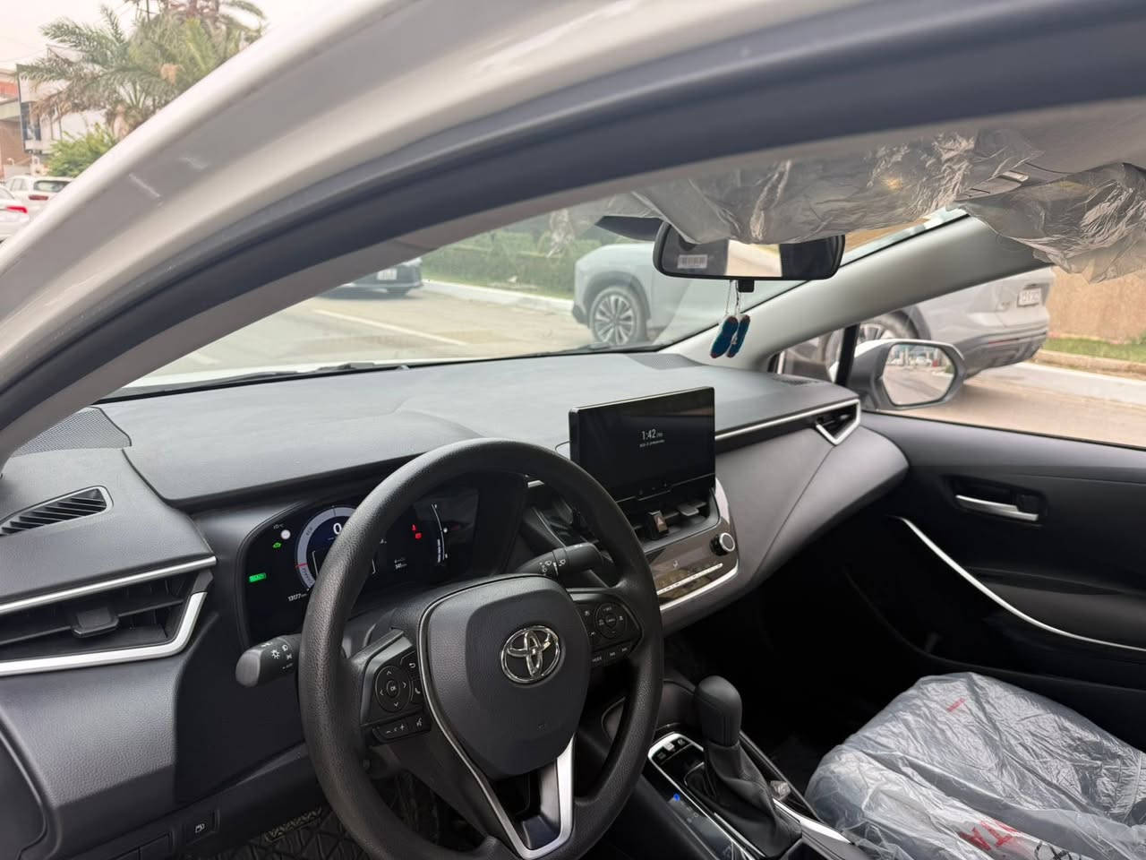 سلام عليكم كورله هايبرد مديل 2024 ماشيه 13 كفاله عامه سعر 148 وبيها مجال رقم 

*********** مكاني بغداد لحريه
