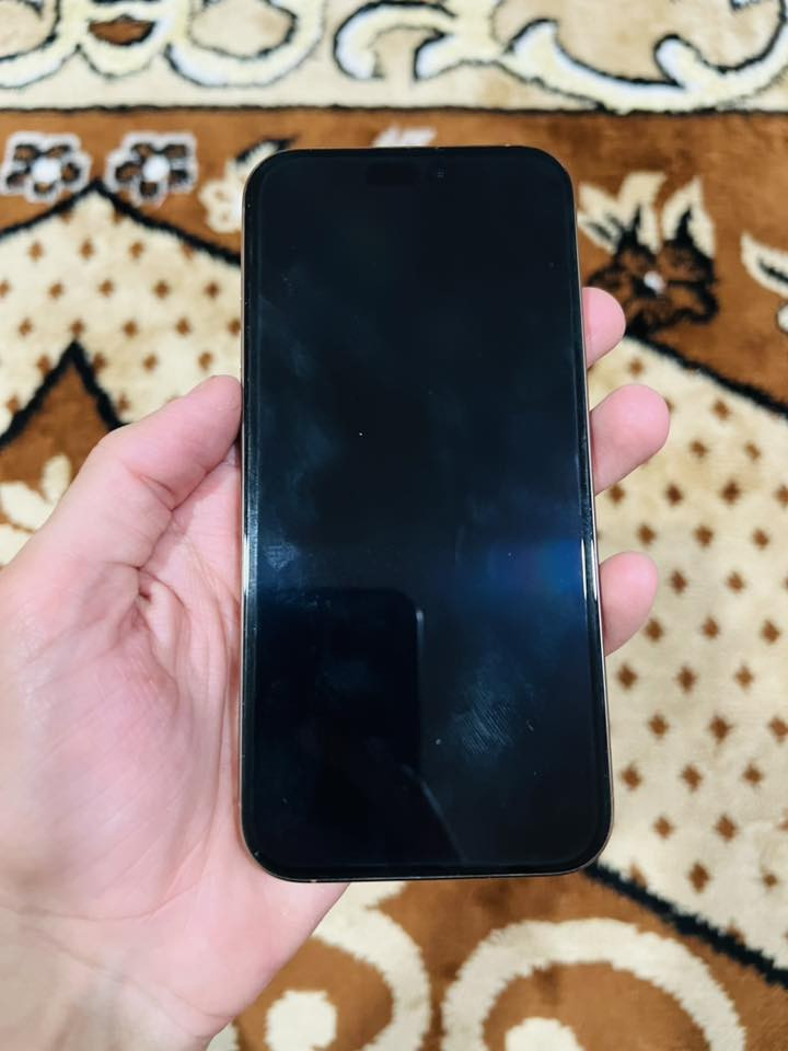 السلام عليكم
ايفون 16 برو ماكس ذاكره 512 بطاريه 91 
سعره مليون و550 وبي مجال 
نظيف مابي اي شخط الشراي يتصل 
0787 336 8886
