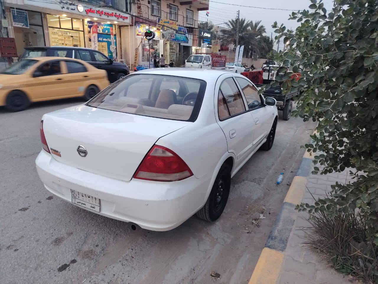 نيسان موديل 2012 كفاله عامه عده بارد بربع لاخير جهت سائق محرك تخم تاير حداديه تبريد مال جناي ماناقصه برغي عنوان نجف مشخاب 
سعر قفل 95 
***********
