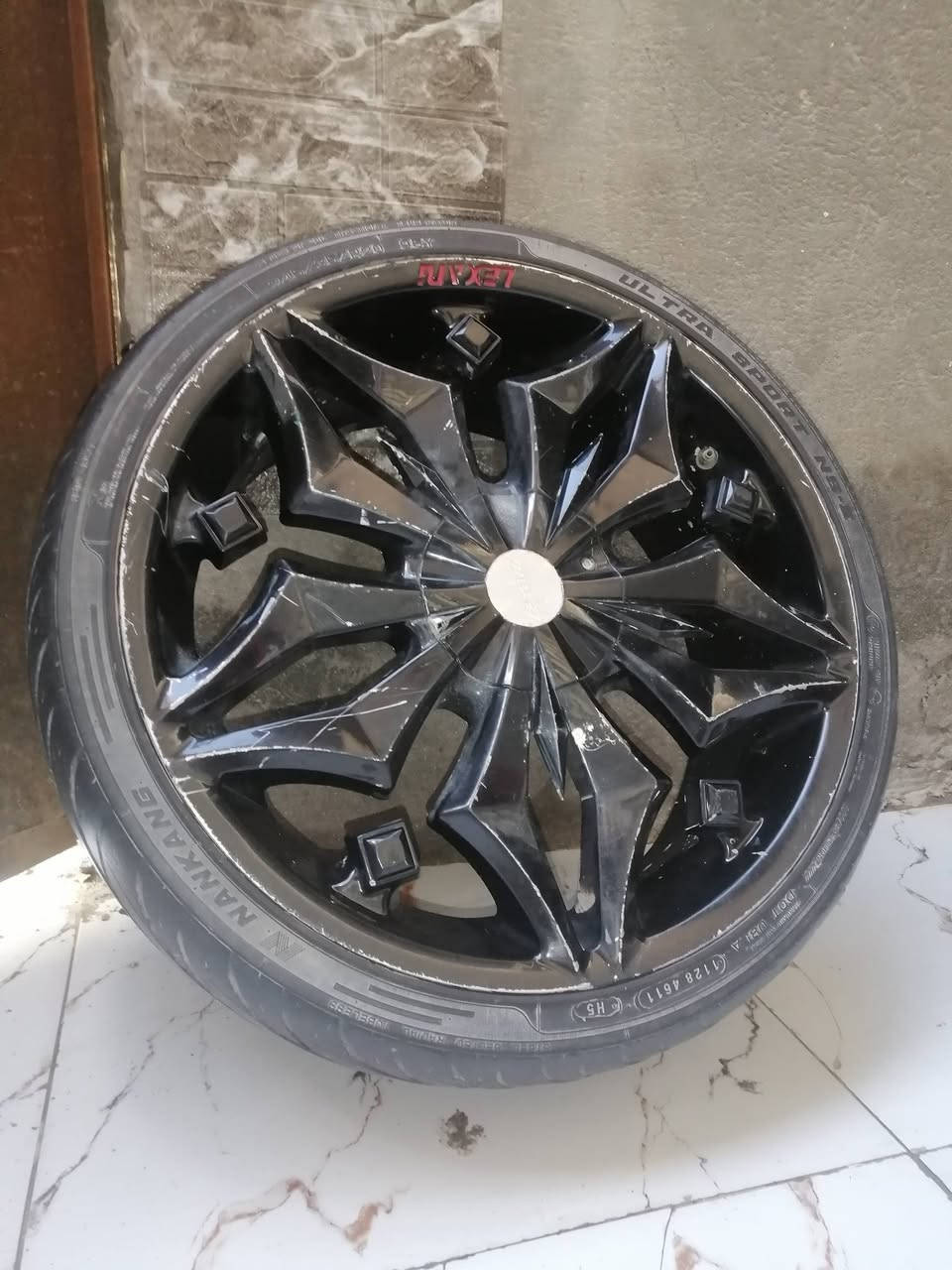 السلام عليكم عندي سيت اوياله رياضي جوكر للبيع اليفيدنه خابرني هاذا رقمي ***********
