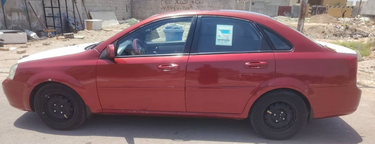 سلام عليكم فورنزا 2006للبيع او مراوس سنويه 30 سياره جاهزة كير مكينه مكفولات مكينه 2000 تبريد تدفئه حداديه تخم تاير قبل سبوع مسوين كهربائيات كله شغاله سياره جاهزه السعر 48 وبيه مجال  المكان واسط قضاء الحي ***********
