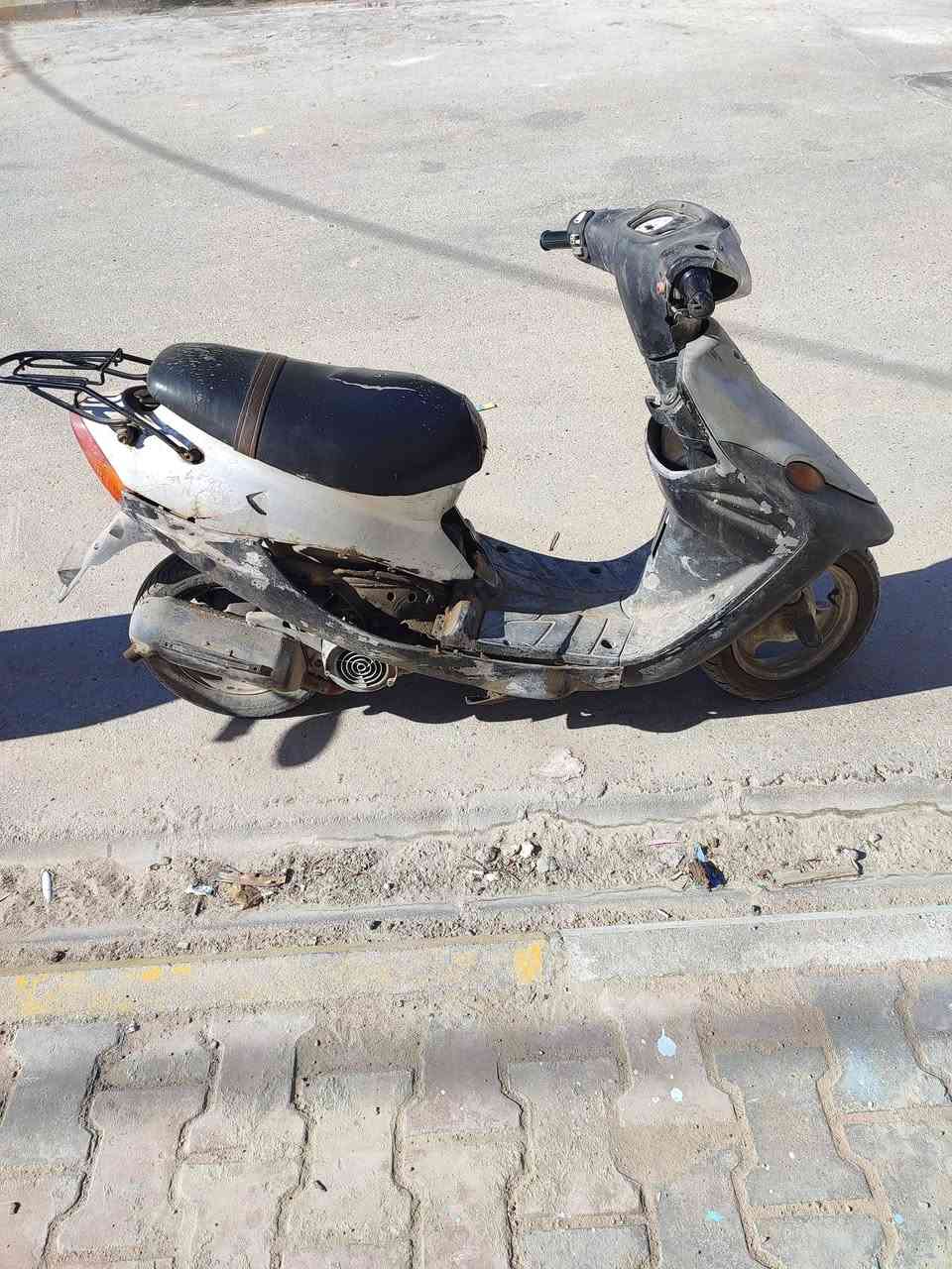 سلام عليكم دراجه بيجي فحل ياباني دراجه صاله شهر بالباب واكفه ابيع كوم حديد ب١٥٠ قفل لا تعاملني ولا اعاملك مكاني رميثه أو مراوس بكير واطي فرق حتى لو كلك
***********
