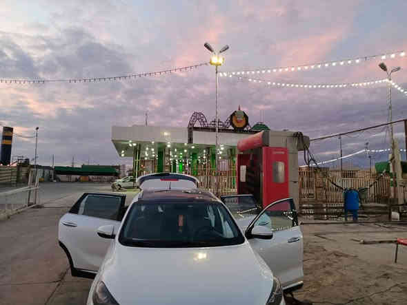 السلام عليكم اخوان
سورنتو خليج ٢٠١٩ شكل ٢٠٢٠ فول مواصفات بونوراما ٣ قطع تبريد كشافات حساسات محرك و كير كفاله عامه تبريد تدفئه ويه الاسويج ترايك وين ما يعجبك رقمها بغداد 

بيها بارد اربع اصابع جاملغ الخلفي من جهه السائق
السعر ٢٧٠
موقعها ناحيه الرشيد 

***********
