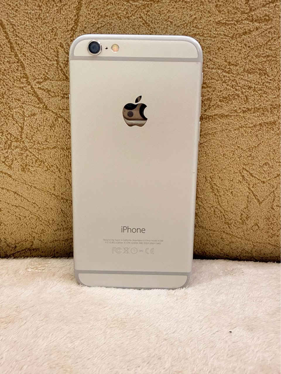 آيفون 6
التلفون مكفول من اي خلل أو اي عطل شرط الفحص ما مفتوح نظيف كلش 
السعر ٦٥ وبي مجال 
مكاني ناصرية مدينة الصدر 
*********** الشطره, ذي قار
