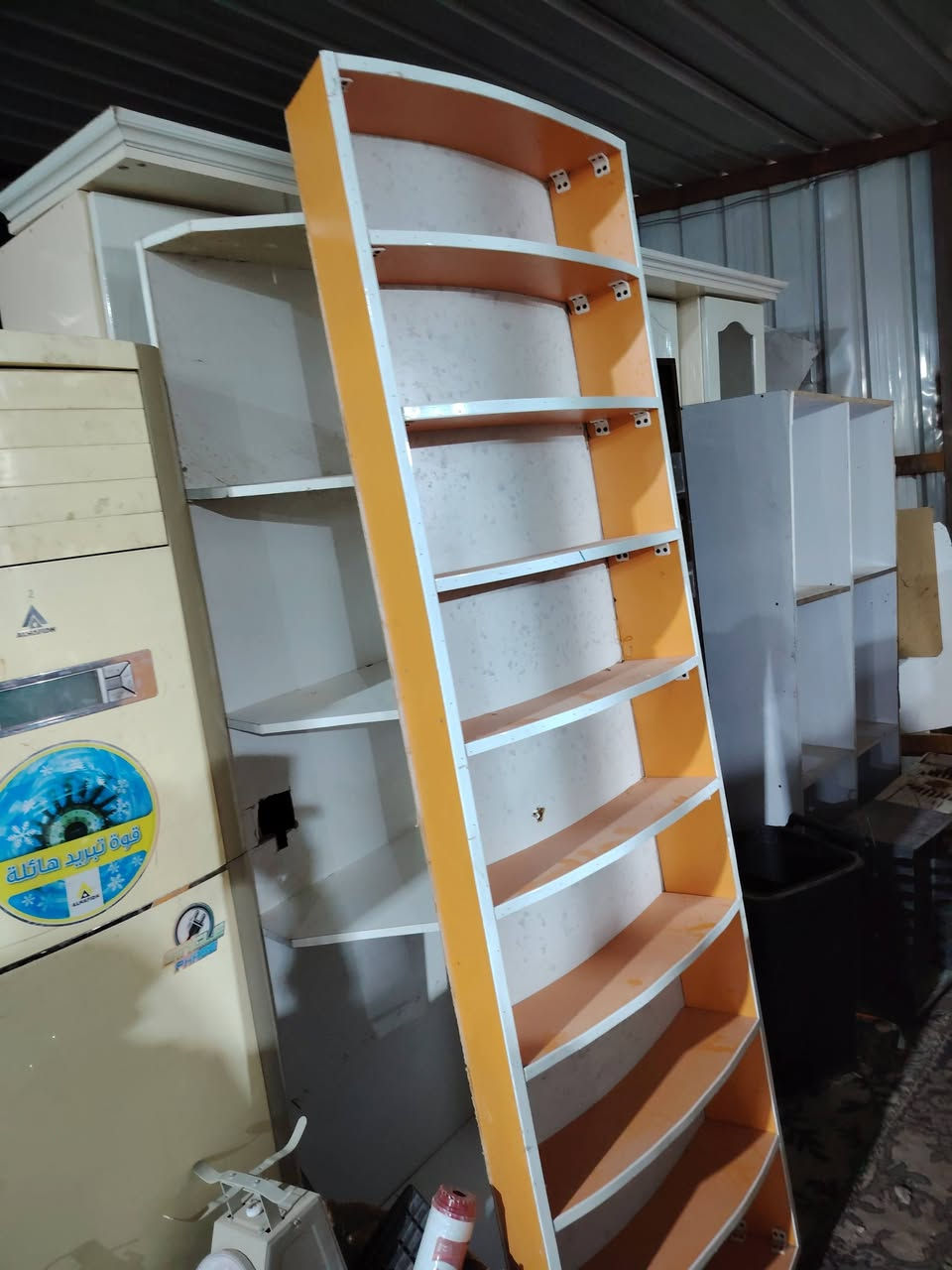 لبيع وشراء الأثاث المستعمل والجديد ومراوس العنوان كاطون مدخل الرازي شارع السايدين قرب المجسر نشتري كافت الأثاث المنزلي ولمكتبي وغرف نوم تركي صاج عراقي للاستفسار هاتف وتس اب ***********
