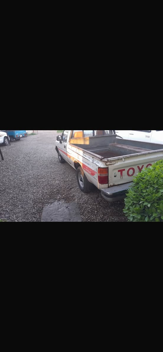 السلام عليكم سياره للبيع  بيكم موديل 90 رقم الانبار دولي
بلادي المكان صلاح الدين  الضلوعيه رقم الهاتف ***********
