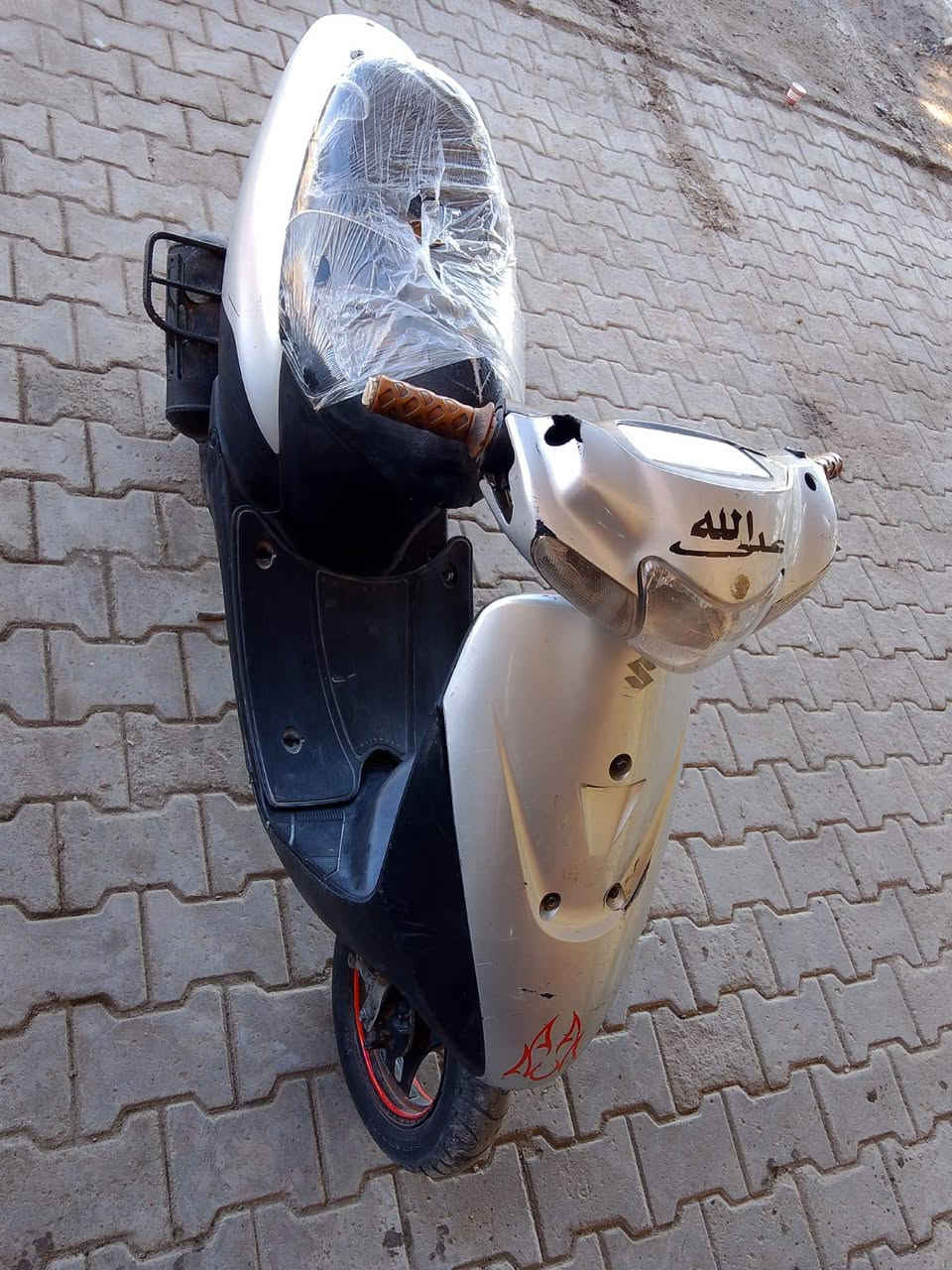 السلام عليكم
للبيع دراجة ياباني ساسوكي سرعة 60 دراجة نضيفة ابيع كوم حديد ماتشتغل مااعرف شبيها بس مكينتها ما بيها شي عنوان واسط الصويرة الي تفيدة يجي خاص


**إذا كنت صاحب هذا الإعلان وتريد حذفه لأي سبب، رجاءا أرسل رسالة إلى الدعم الفني**