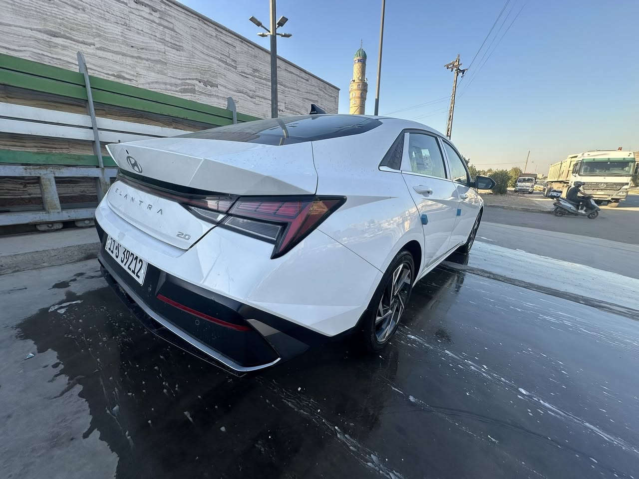 🚗 للبيع: هيونداي النترا 2024 (خليجي) فول مواصفات
سيارة مال بيت، كفالة عامة من الدعامية للدعامية وبحالة الوكالة (جاهزة من كلشي).
​📌 المواصفات:
​المحرك: 2000cc (قوي واقتصادي).
​المشي: 50 ألف كم فقط.
​الاضافات: فتحة سقف، حساسات أمامية وخلفية، شاشة كبيرة، كاميرا خلفية، تشغيل بصمة + تشغيل عن بُعد، تبريد قطعتين (أمامي وخلفي)، ويل ميثم.
​🛡️ وضع السيارة: كفالة عامة (لا صبغ، لا شخوط، لا حوادث) وبشرط الفحص وين ما يعجبك.
​المكان: بغداد
​السعر: [183] (بي مجال بسيط )
​للتواصل: [*********** ]
