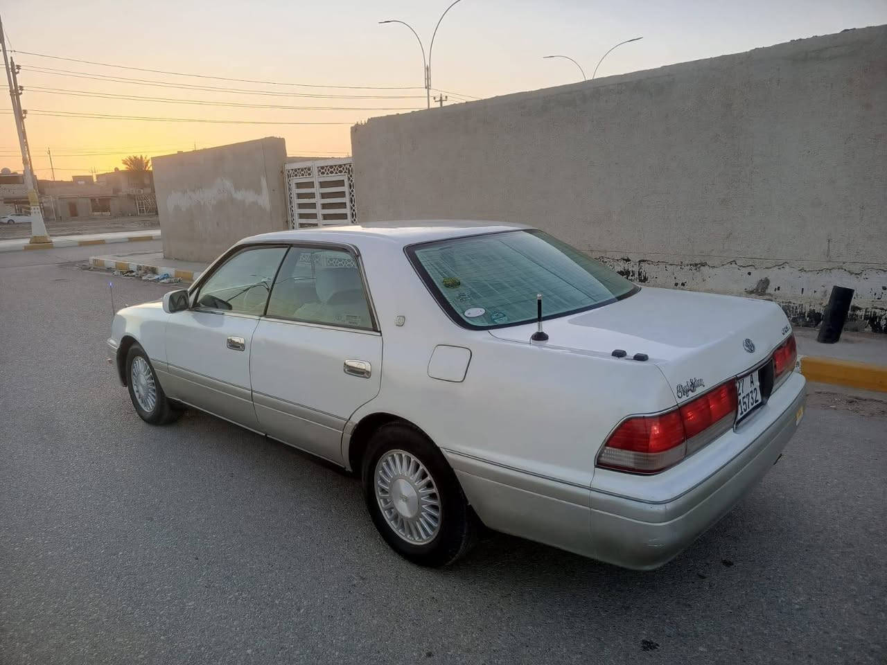 راس الثور مديل 1995 سياره مكفوله من الضربه والكصه ونقل الجثه سياره لا مسستمه ولا شي كفوله كفاله عامه  نكليزي ذي قار مداور ثاني يوم 
محرك 3000 ففتي ابو الفيشتين المرغوب 
 تخم تاير جديد حداديه جديده
مكان سياره ذي قار الشطرة
السعر 100 وبيه مجال شي قليل 
الاستفسار ***********
