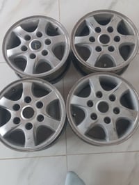 ويل منغولي للبيع طخم كامل 4ويل  السعر قفل 400