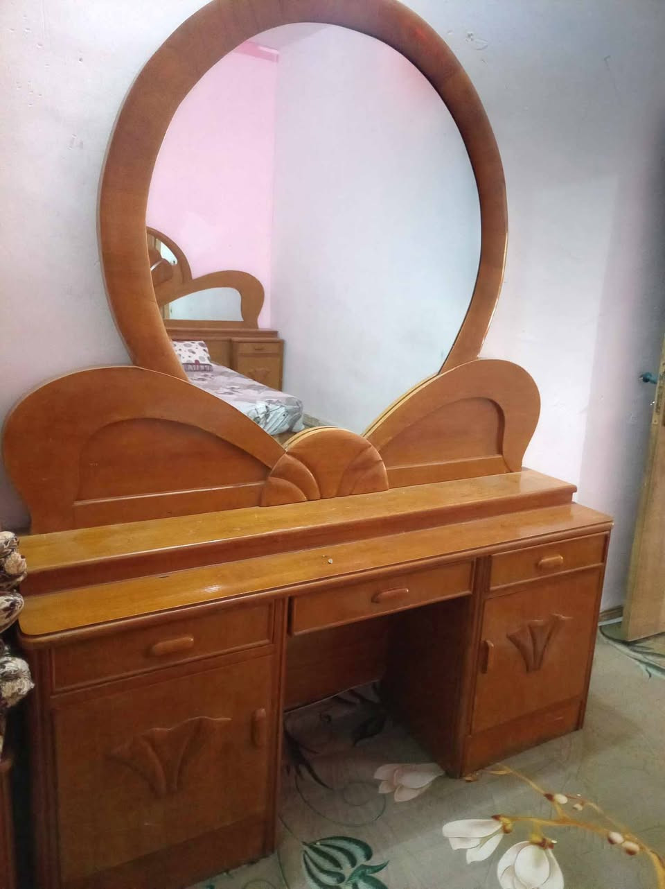 غرفة تسكام صاج نظيفه نقص كنتور 
غرفة هي والدوشك قفلها ب 400 مكانها بكرلي قرب الملعب حسينه سلمان المحمدي


**إذا كنت صاحب هذا الإعلان وتريد حذفه لأي سبب، رجاءا أرسل رسالة إلى الدعم الفني**