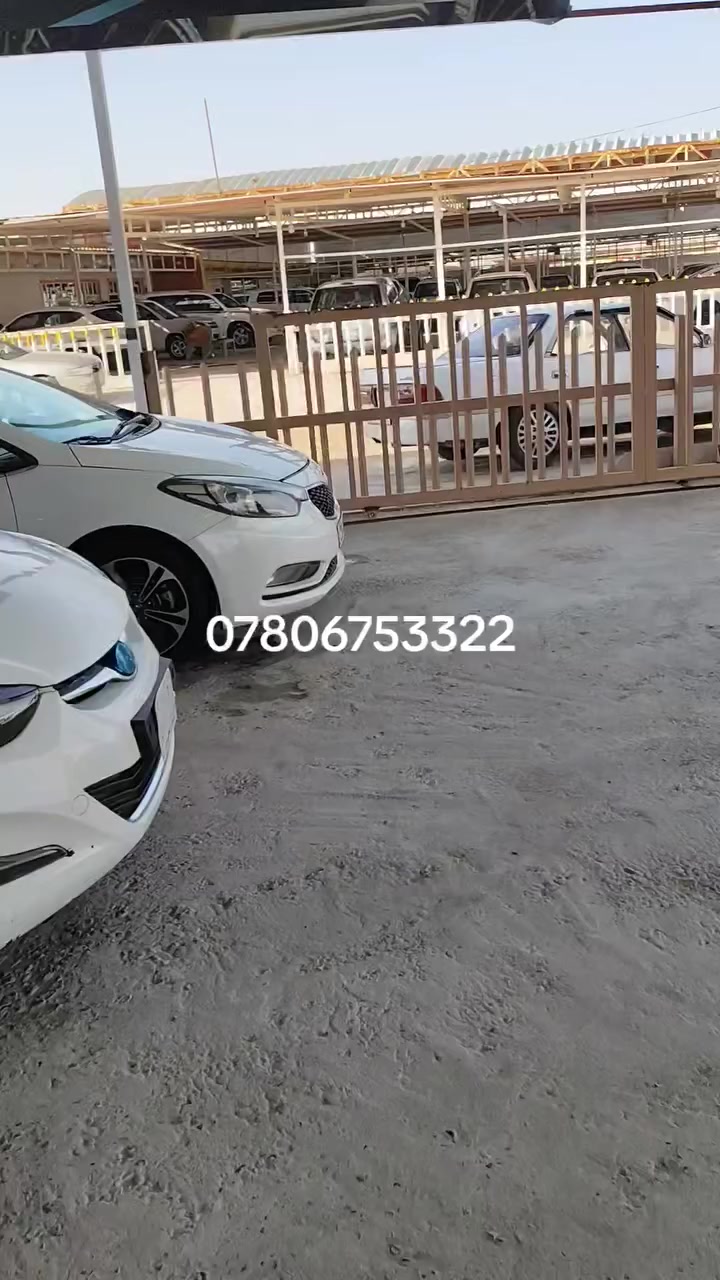 سيراتور 2014 للبيع فول من عدا البصمه السياره بيها صبغ بدون دواخل السياره ***********
