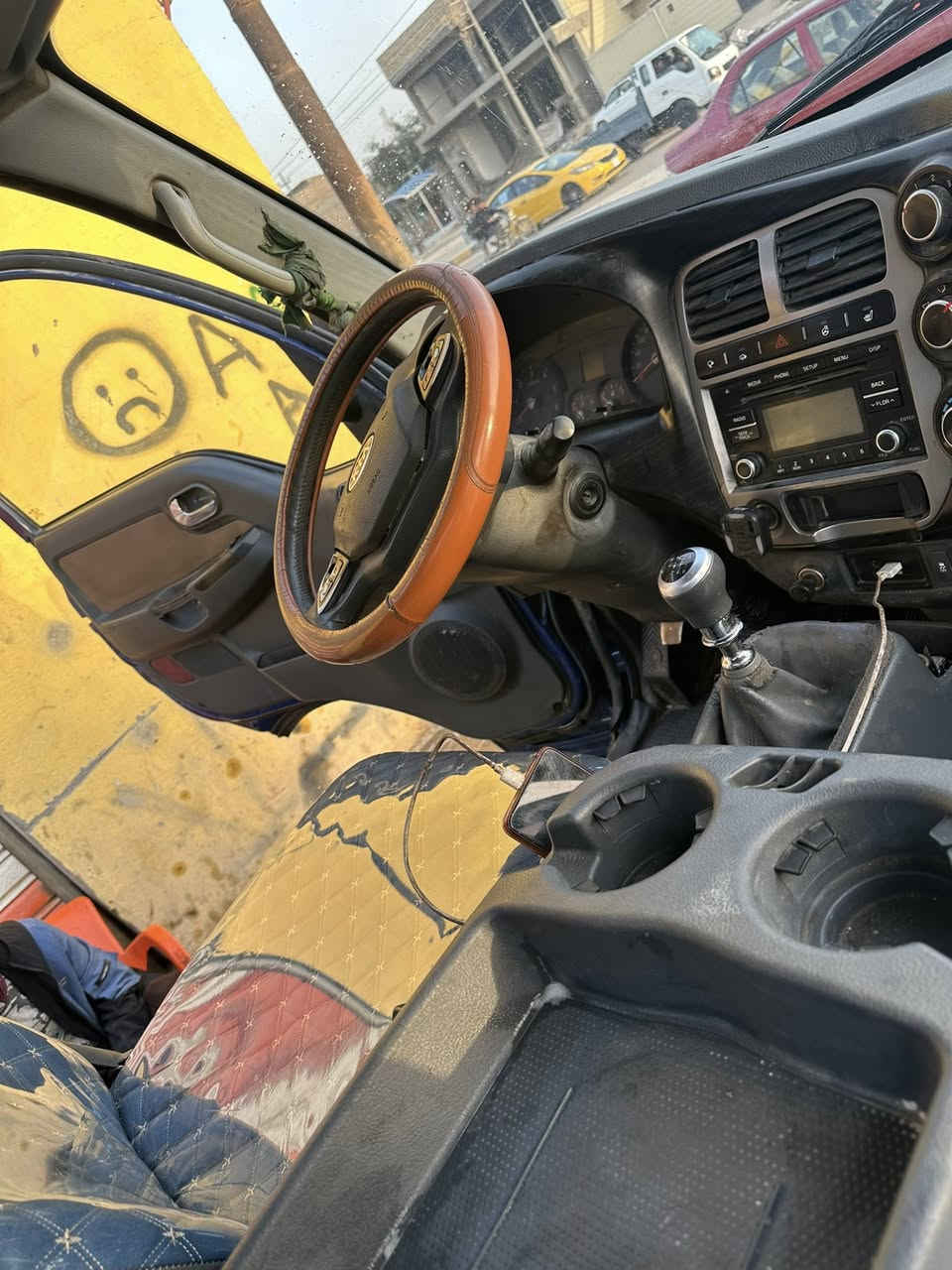 سلام عليكم ورحمة وبركاته عندي كيه فحل للبيع موديل 17دبلوه جاف ***********
