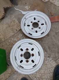 للبيع • سعر خاص • قطع غيار