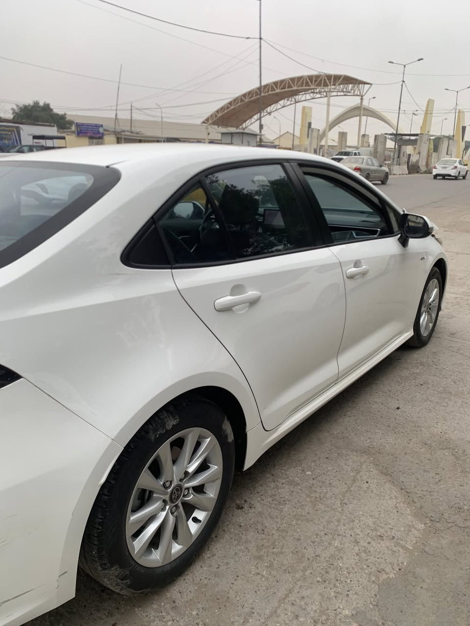 كورلا للبيع على وضعه
بنيد وجاملع  ويرجعن بارد
شاصي لغد مكفول 
يرباك ماطاك
ماشية 26 الف
رقم بغداد 
شغالة وتمشي 
مكاني بغداد

السعر 130 ورقة وبيها مجال

***********
