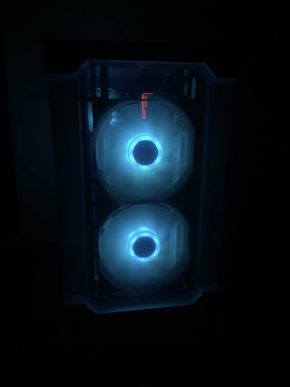 تجميعة مستعملة اقل من سنة نظافة فول مواصفات:
Cpu: Core i5 12400

Gpu: Geforce RTX 4060 Dual fan 8gb

Ram: 8x2 ddr4 3200

Motherboard: Asrock h610m

Ssd: 128gb

Hdd: 1tb

Power supply: 650w

هدية كيبورد من شركة Redragon حجم 60

السعر 975 الف وبيه مجال

لا يوجد توصيل

الموقع: بغداد - الكريعات الكويتي

للتواصل واتساب +783770964 5134


**إذا كنت صاحب هذا الإعلان وتريد حذفه لأي سبب، رجاءا أرسل رسالة إلى الدعم الفني**