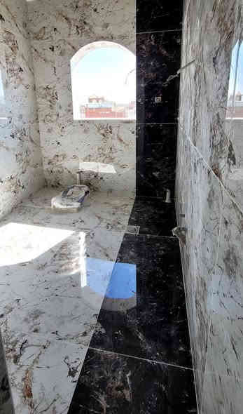 خلفه سيراميك بورسلين كاش مرمر شغل درجه اولى ليزر المكان بغداد متفرغ حاليا ***********
