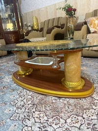 طبلية وسطية • ٤ صغار