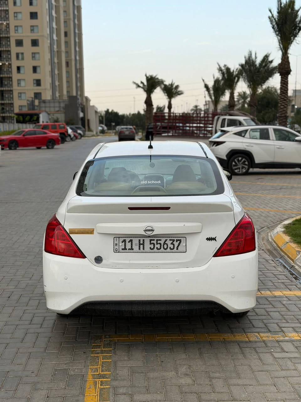السلام عليكم نيسان سني ٢٠١٩ للبيع
رقم بغداد انكليزي 
حادث موضح بل سونار 
دوشمة عام 
تخم تاير جديد 
منضومة احتراق جديدة 
ماشية ١٦٦الف وقابلة للزيادة
سيارة جاهزة من كلشي برغي ميحتاجلهة
تبريد جديد  
مكاني حي الجهاد 
السعر ٩٤وبيهة مجال
رقم تلفون ***********
