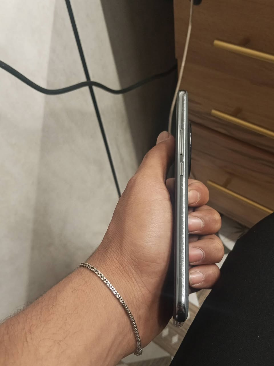 جهاز realme 14pro plus  الجهاز مستخدم شهرين فقط الجهاز محتاج واريد ابيعه الجهاز نضيف وسلس الجهاز يدعم 120HZ ويا شاحنته الاصليه الجهاز سعره 450 وبي مجال حق الجيه *********** متوفر خط واتساب
