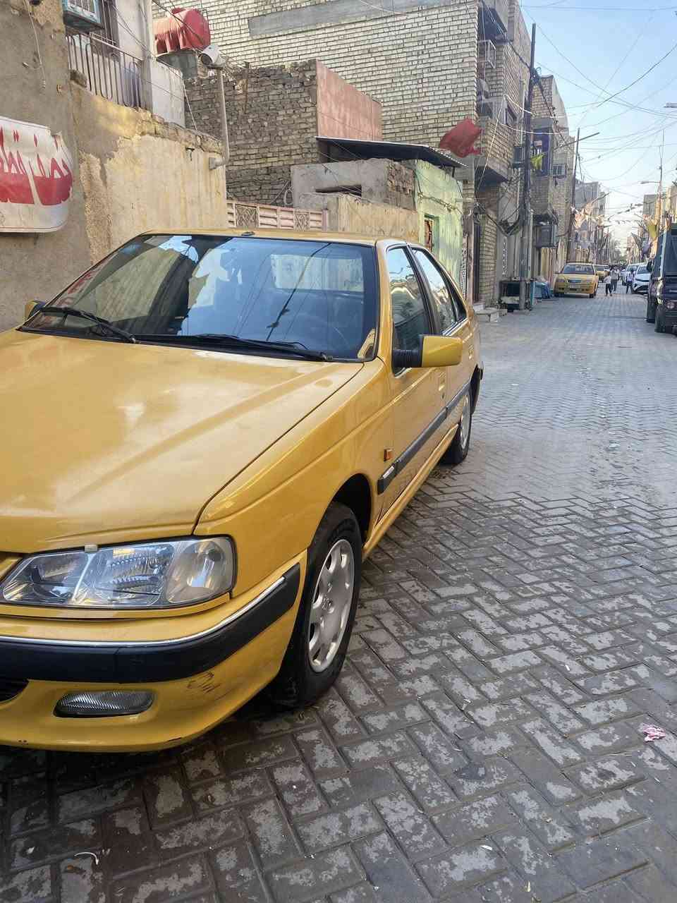 السلام عليكم بيجو بارص 2015 كير ومكينة خير من الله رقم نكليزي باقي على الاستلام بسمي السيارة سونارهة موجود بلصور  مابيهة تبديل ولا هلالات سعرهة 50  وبيهة مجال مكاني مدينة الصدر وباقي التفاصيل خابر وبلخدمة وموجود خاص رقمي ***********
